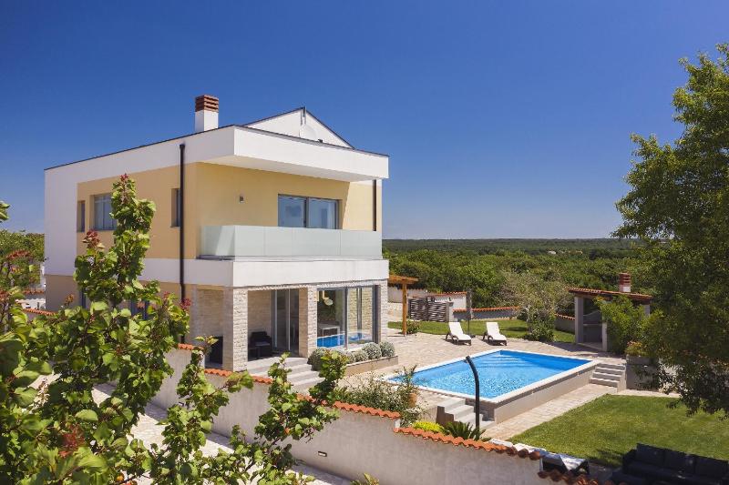 Family friendly house with a swimming pool Barbariga Fazana - 22763 - image 1