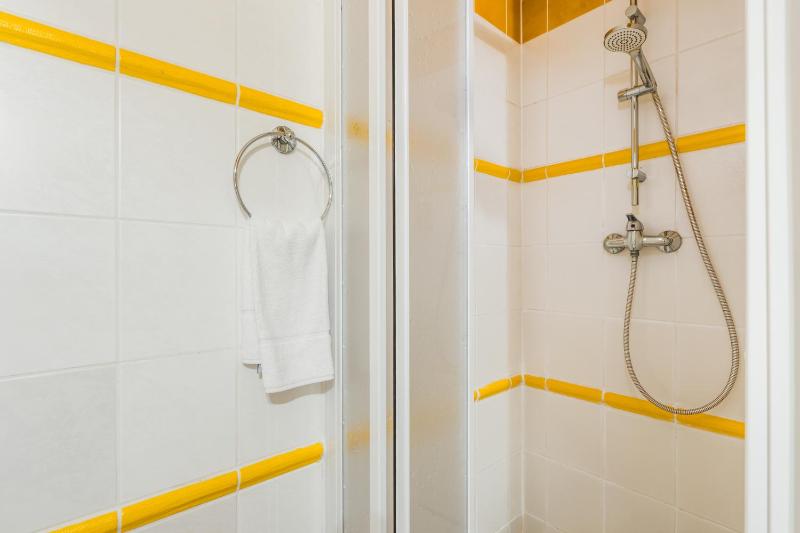 Double or Twin Room with View image 3