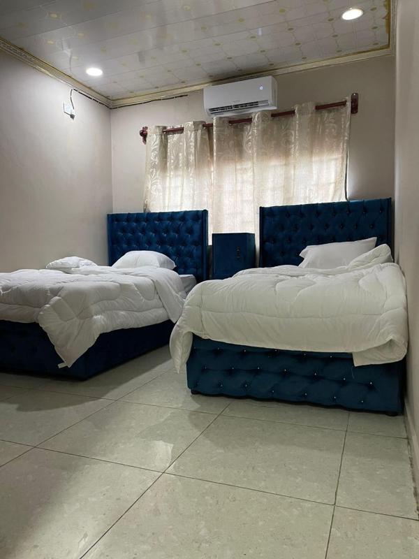Deluxe Double or Twin Room image 1