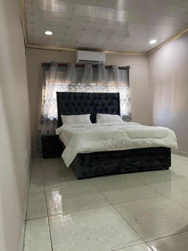 Deluxe Double Room (2 Adults + 1 Child) image 1