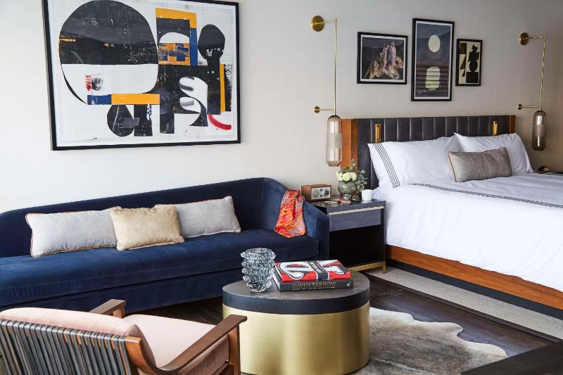 Thompson Dallas by Hyatt - image 3