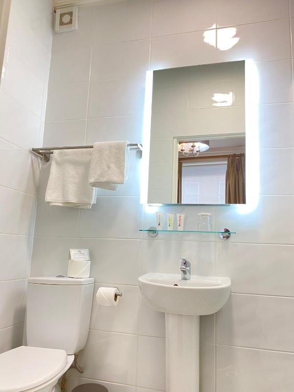 Standard Single Room image 1