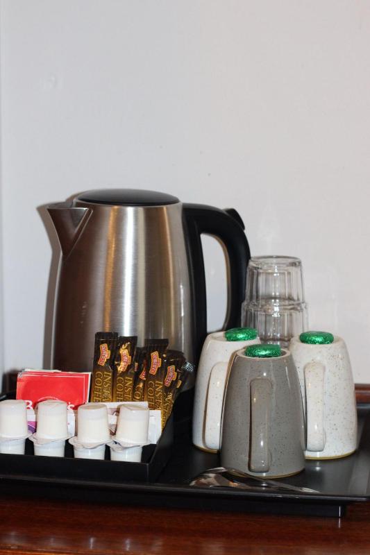 Superior Triple Room image 2