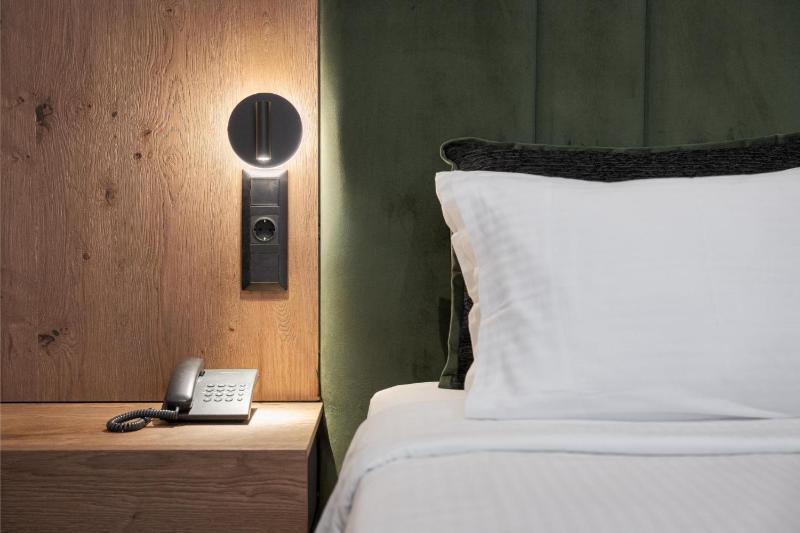 Superior Double Room image 3
