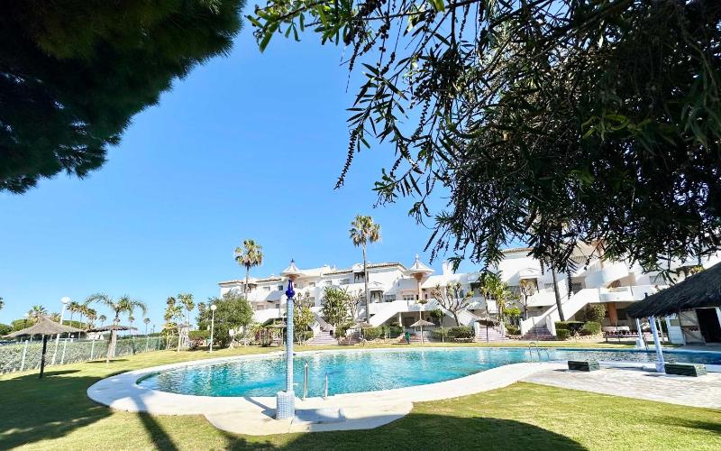 Two-Bedroom Apartment - Avenida Octavio Augusto image 3