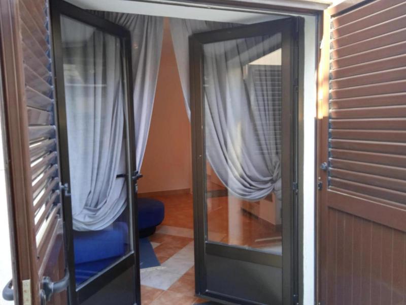 Standard One-Bedroom Apartment image 2