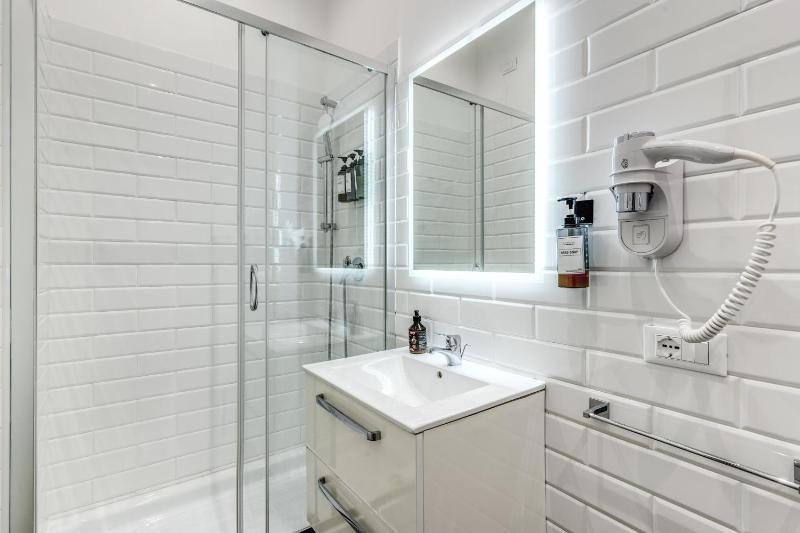 Superior Double or Twin Room image 4