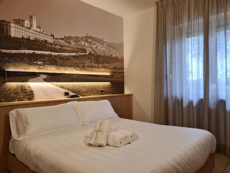 Double or Twin Room - Disability Access image 1