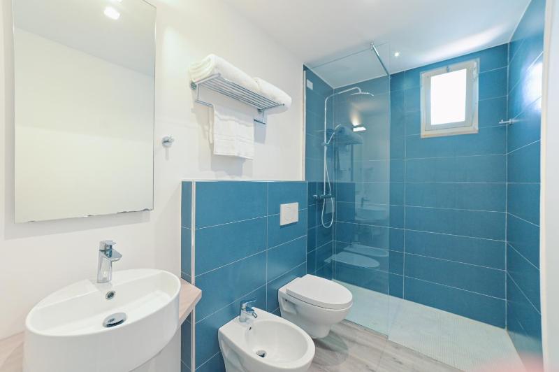 Apartment with Sea View image 4