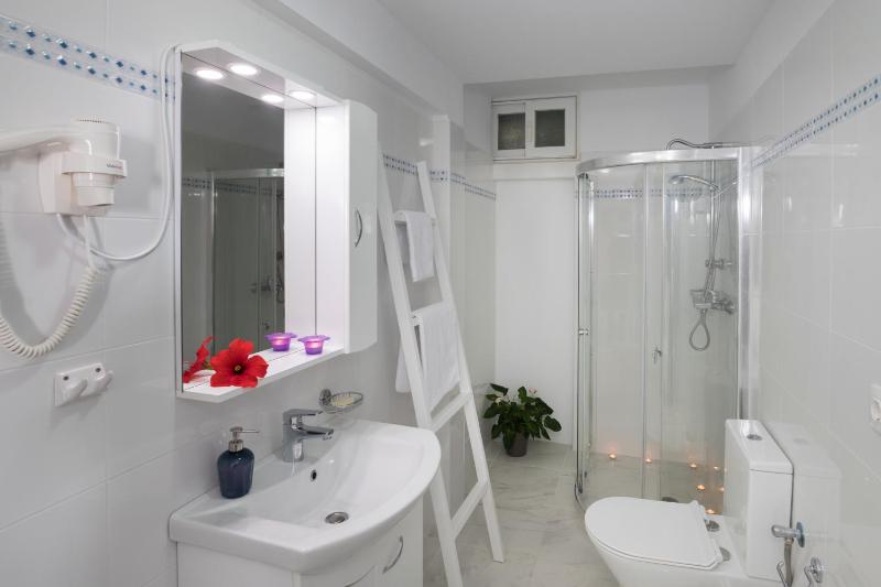 Two-Bedroom Apartment image 3