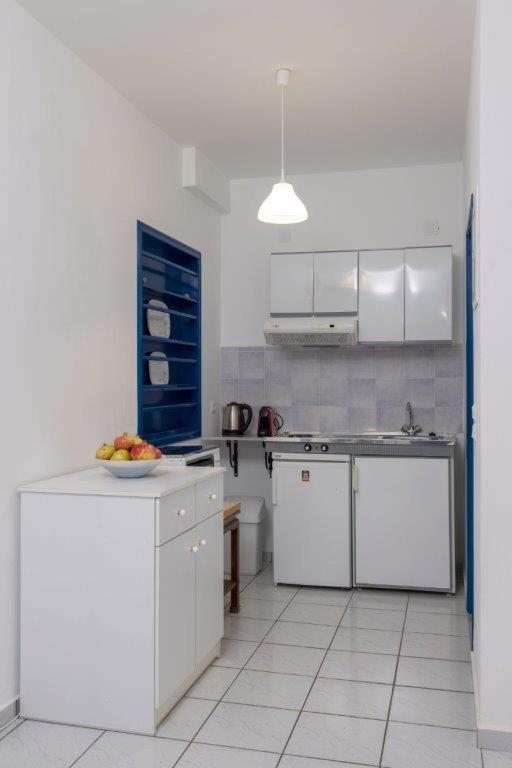 Standard Quadruple Room image 4