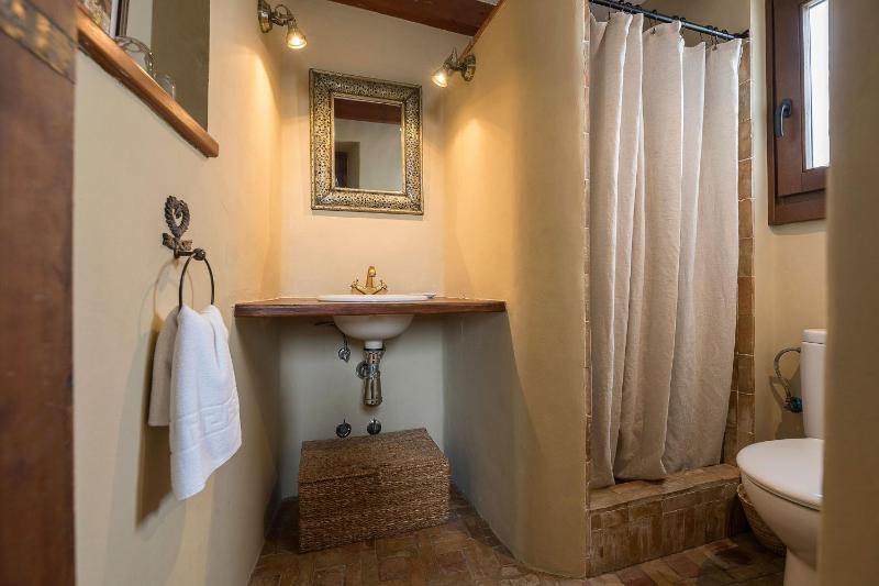 Apartment with Terrace - Annex image 2