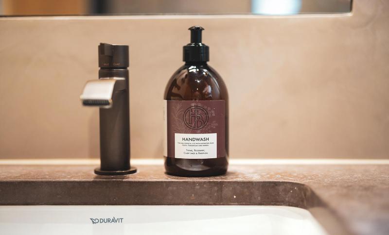 Small Double Room image 3