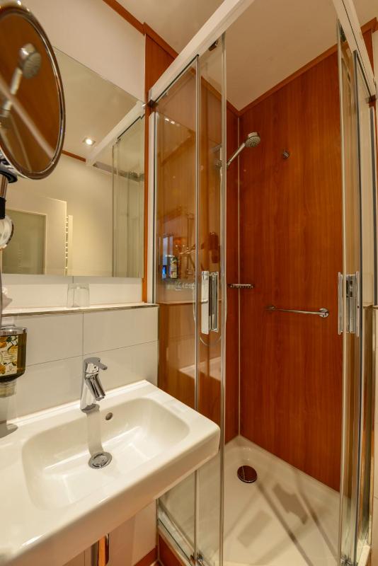 Triple Room image 3