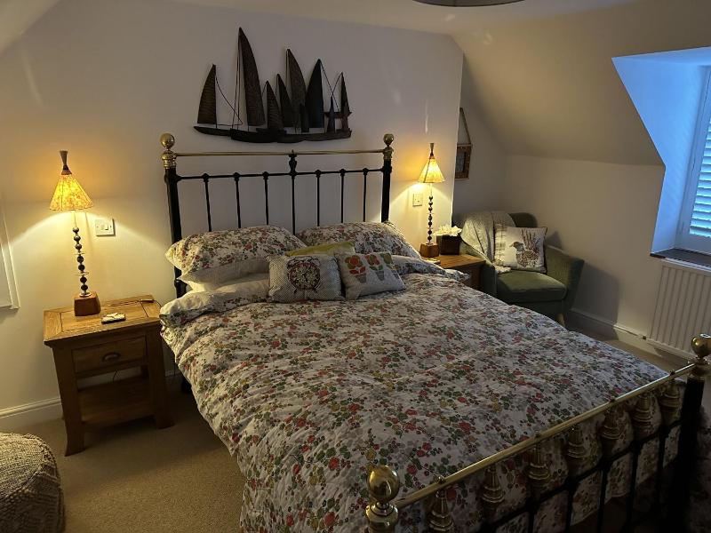 Double Room with Private Bathroom image 3