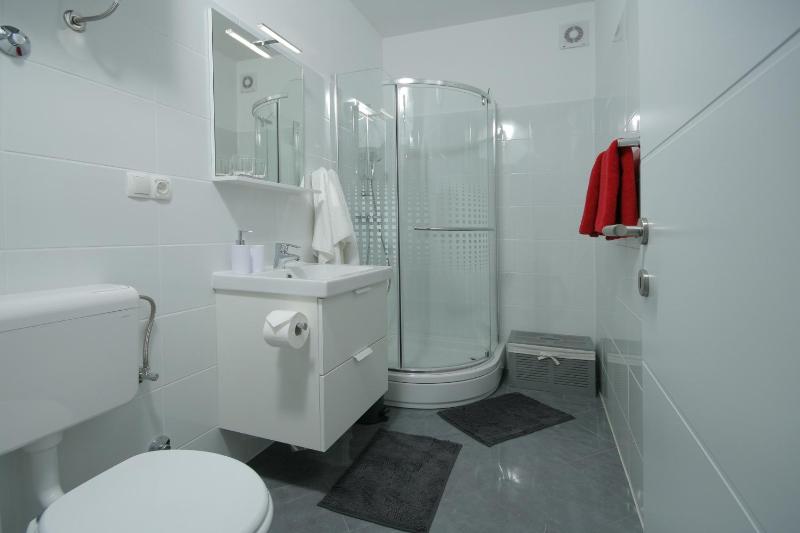 Deluxe Double Room image 3