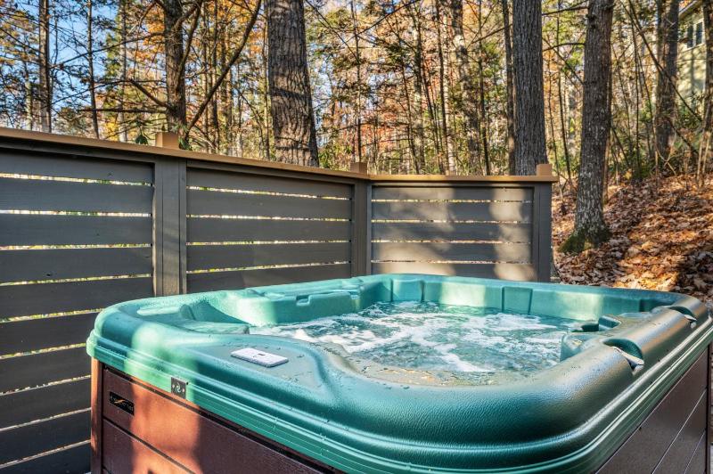 Hidden Hills Hideaway - image 30