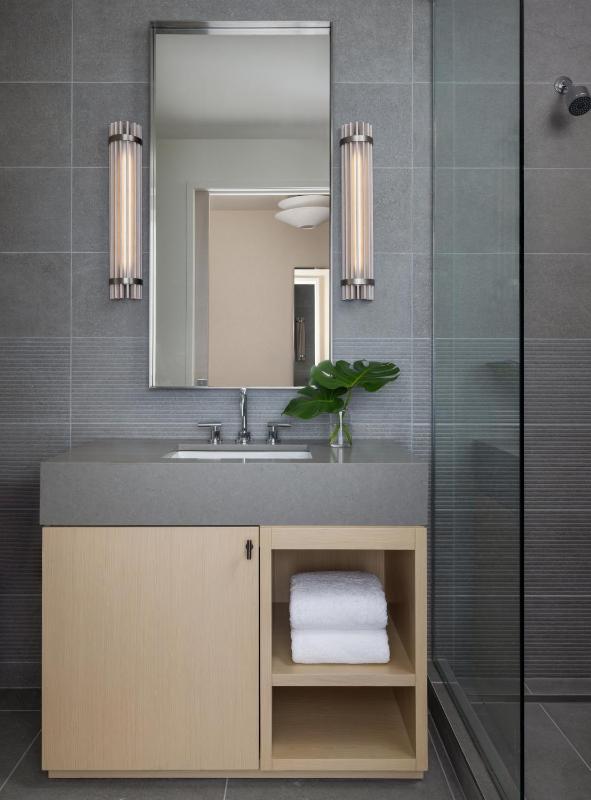 Kimpton Claret Hotel By IHG - image 8
