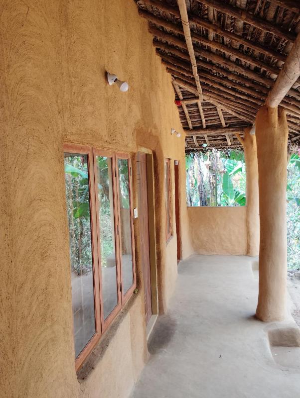 Cosmic Mud House Kanthalloor - image 40
