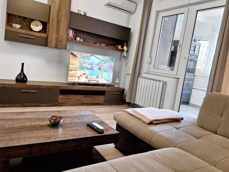 APARTMENT NEVERA - image 17