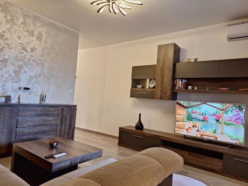APARTMENT NEVERA - image 48