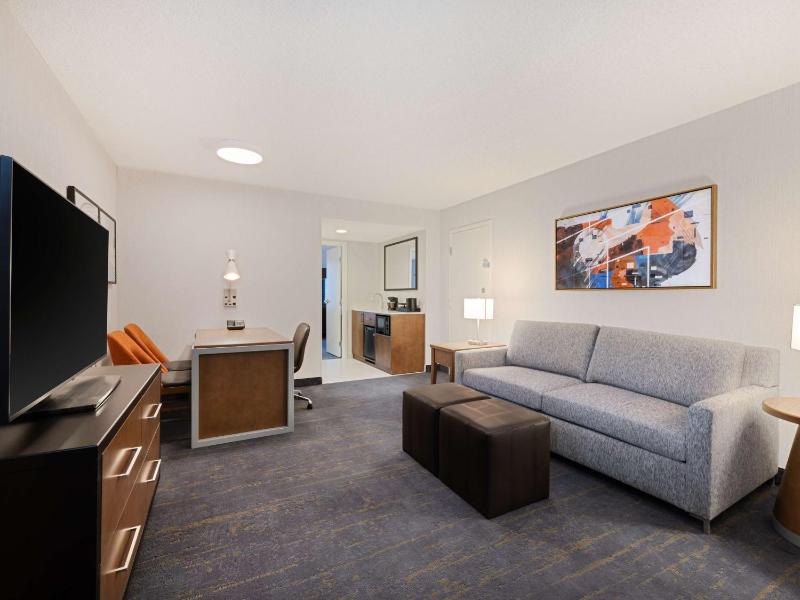 Two-Room King Suite - Non-Smoking image 3