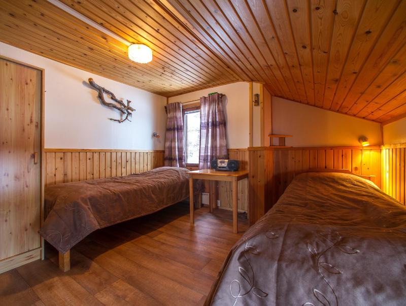 Three-Bedroom House with Sauna image 3