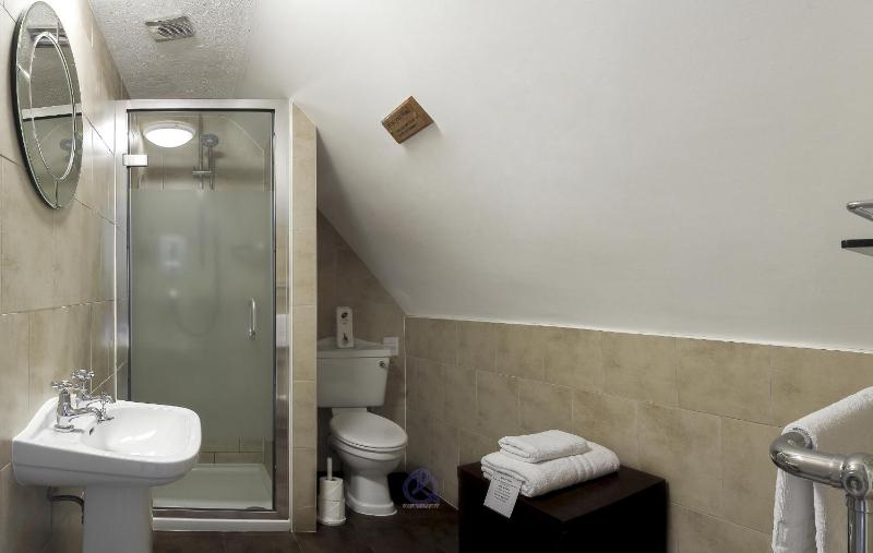 Single Room image 4