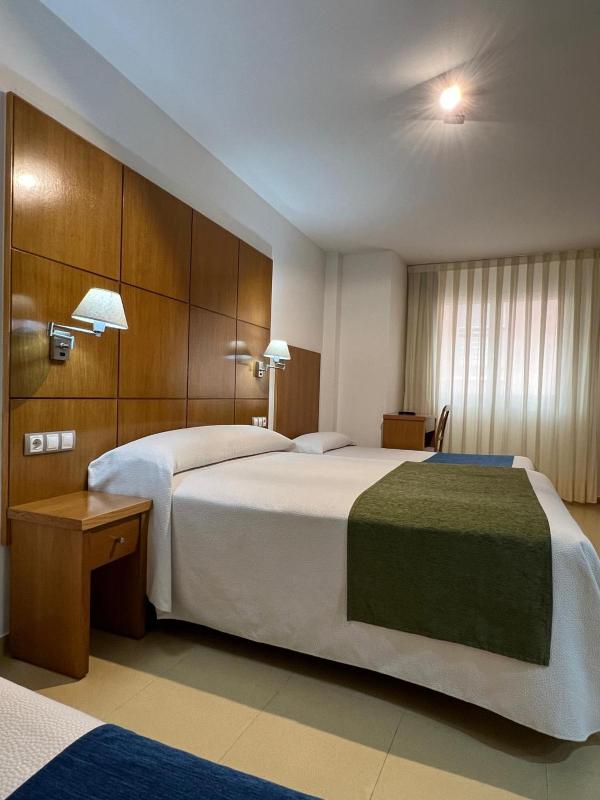 Hotel Tio Pepe - image 9