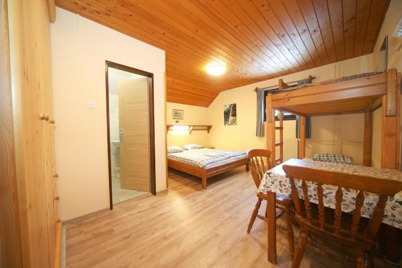 Quadruple Room with Private Bathroom image 3