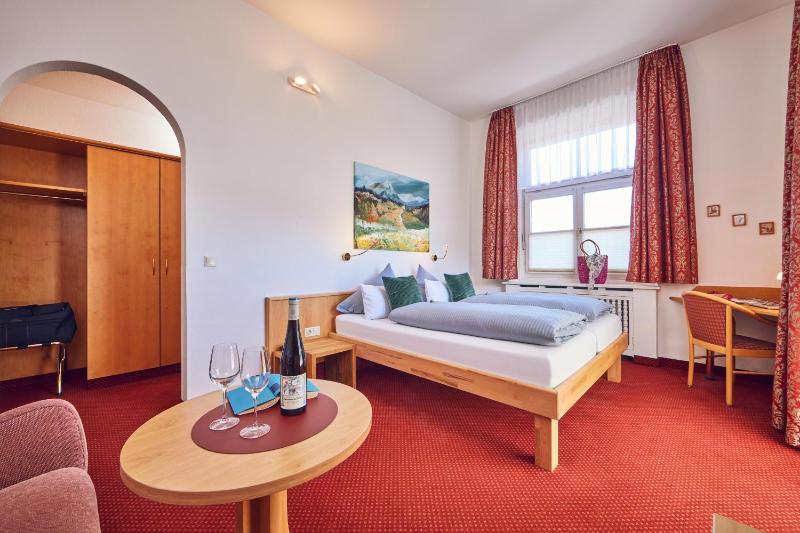 Superior Double Room image 1