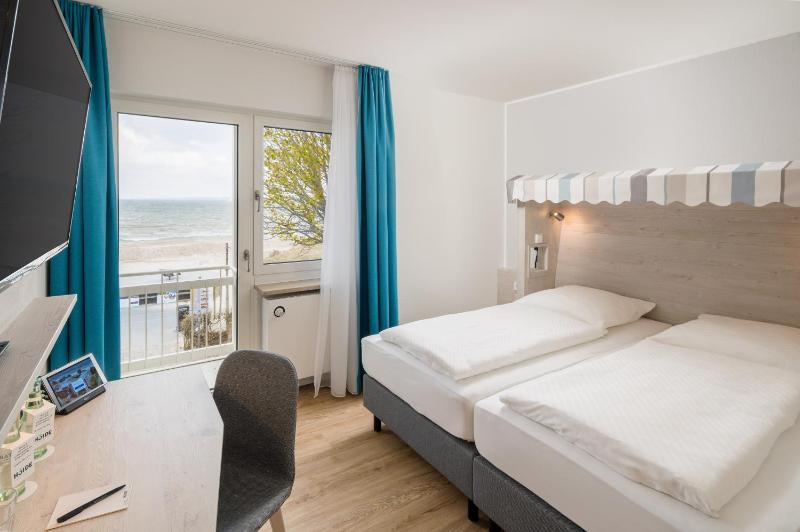 Junior Suite on Sea Side for Single Use image 3