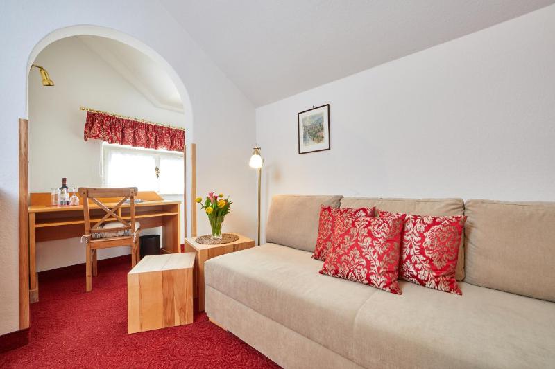 Triple Room image 1