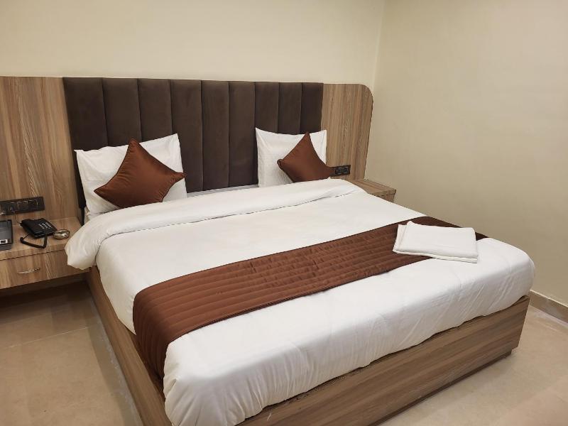 Hotel Grand Sharon - image 15