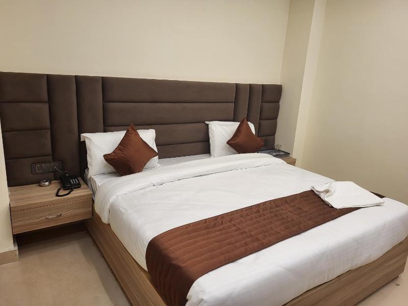 Hotel Grand Sharon - image 10
