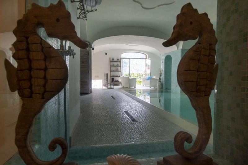 AMORE RENTALS - Villa Elio - image 23