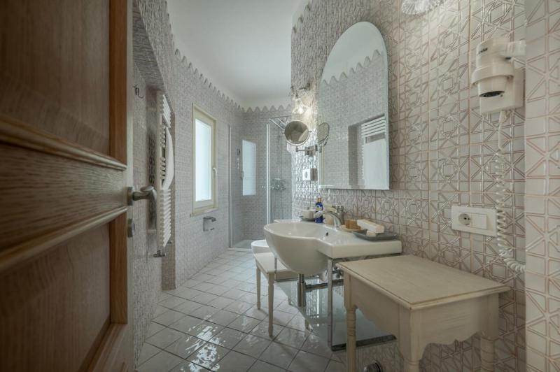AMORE RENTALS - Villa Elio - image 45