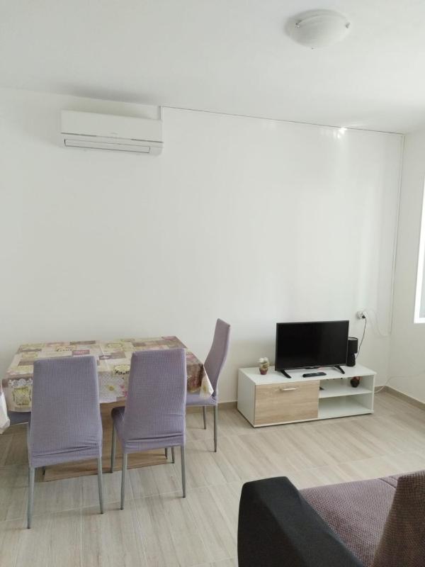 Apartments Nela - image 8