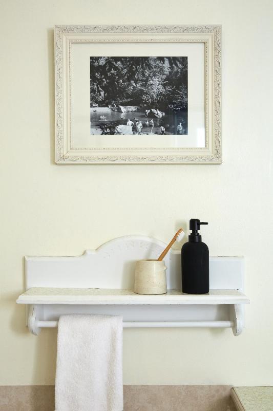 Queen Suite image 2