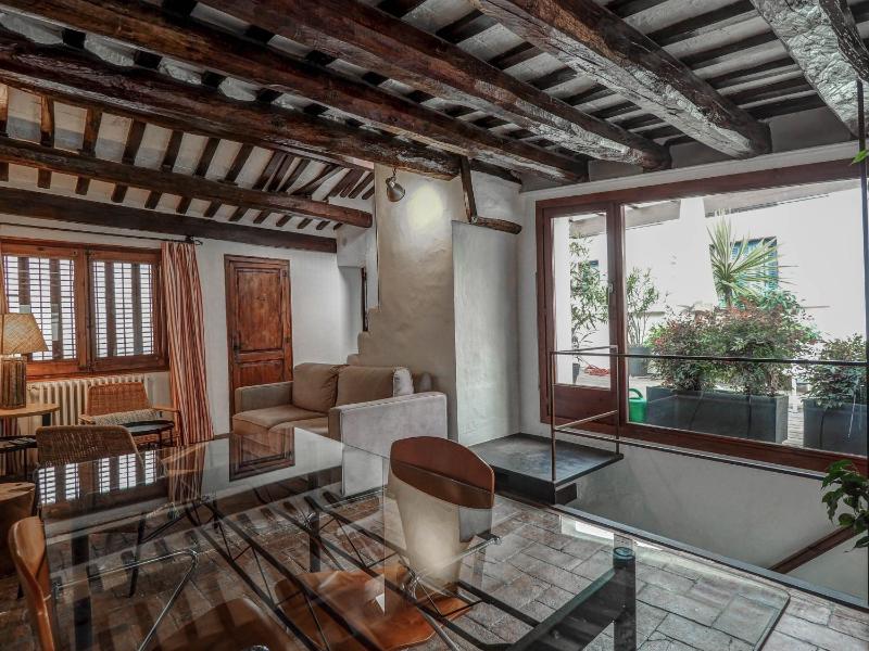 Beach Villa Aralinn by Hello Homes Sitges - image 24