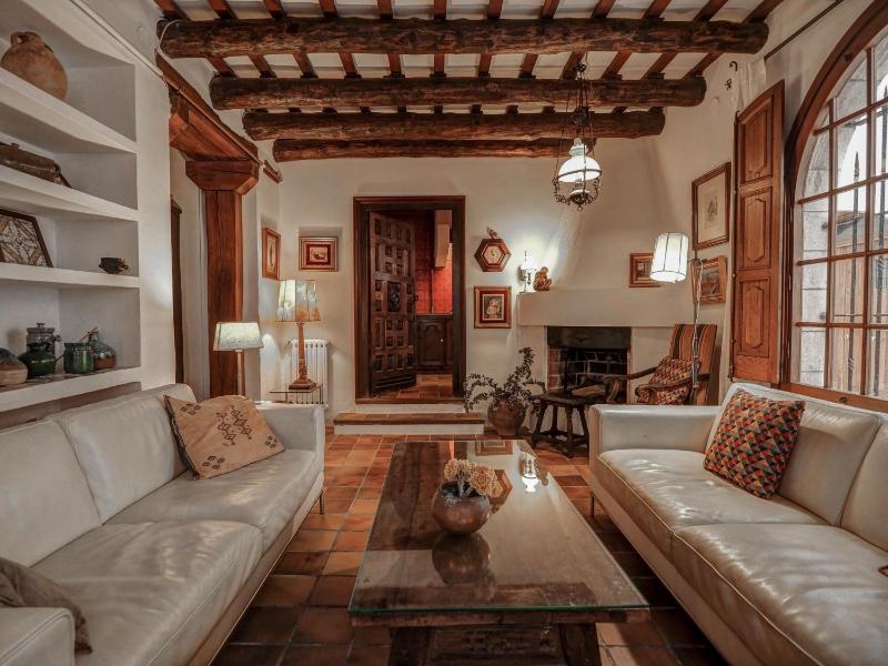 Beach Villa Aralinn by Hello Homes Sitges - image 31