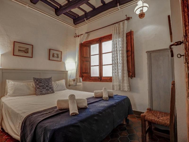 Beach Villa Aralinn by Hello Homes Sitges - image 27