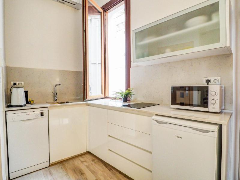 The Green Oasis by Hello Homes Sitges - image 17