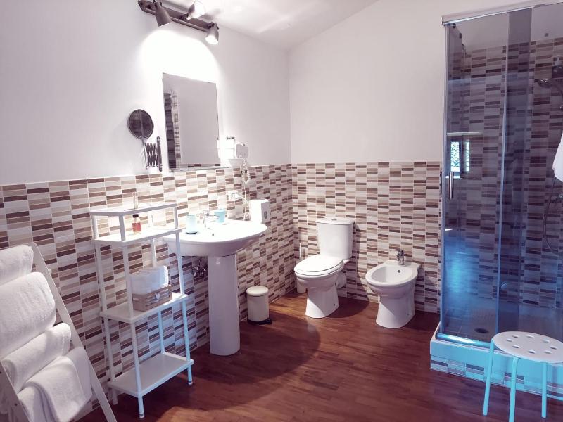 Triple Room image 2