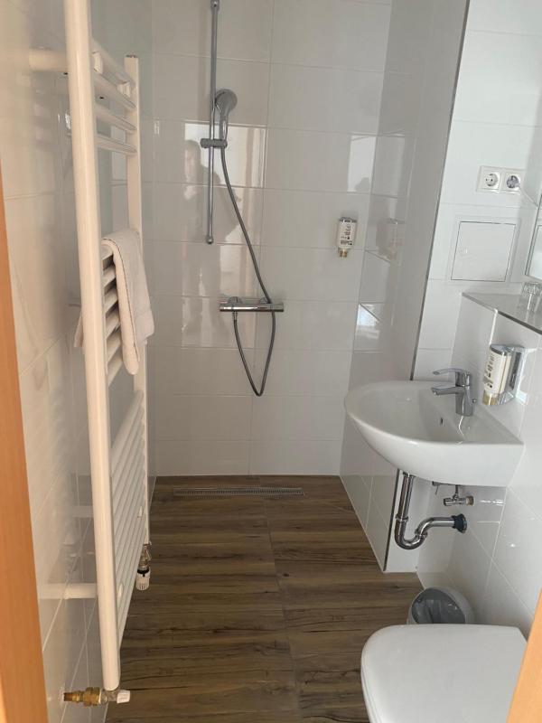 Deluxe Double Room image 2