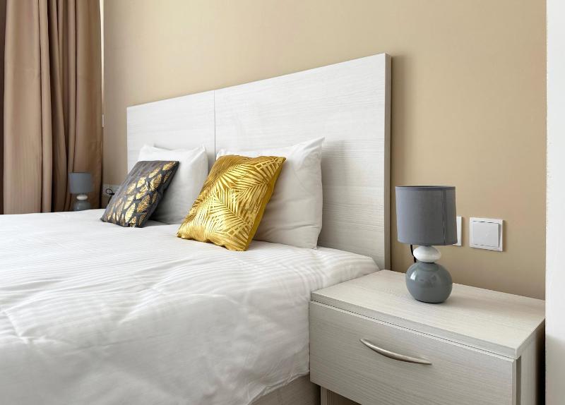 Miami Apartments - image 15