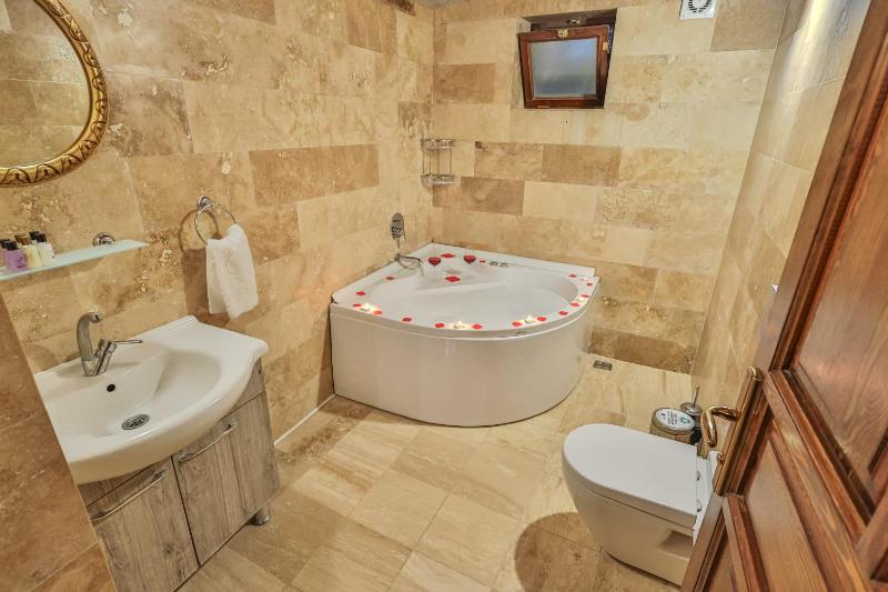 Superior Double Room image 2