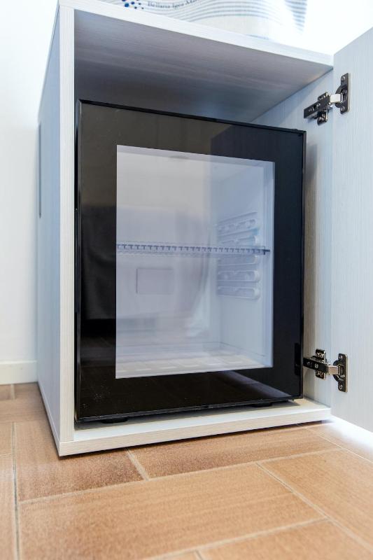 Superior Triple Room image 1