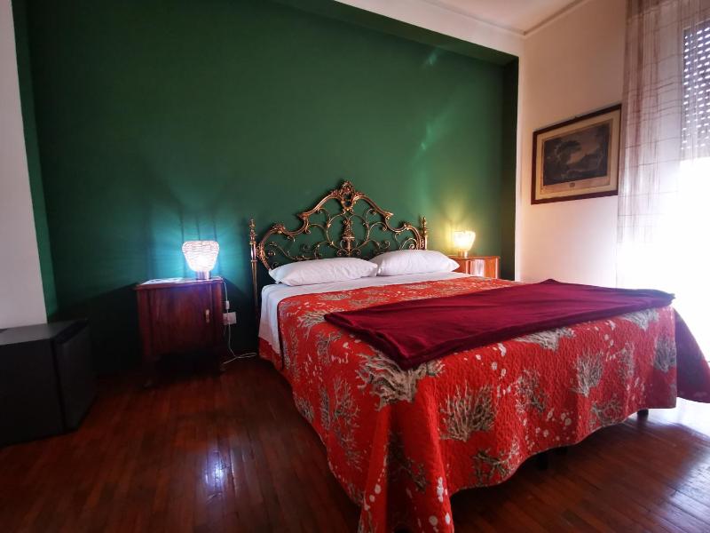 Affittacamere Room ospedale Maggiore - image 16