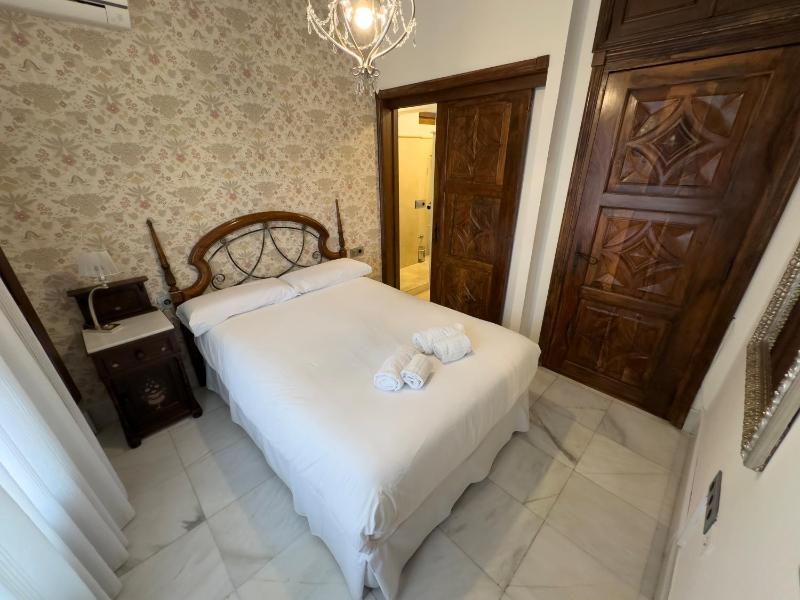Suite Comares - image 14